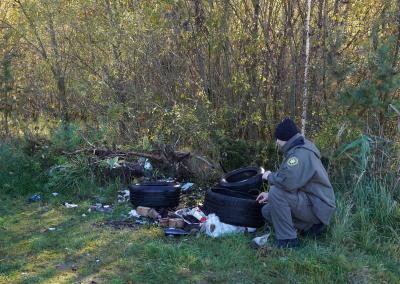 Išmestos padangos. AM nuotr.